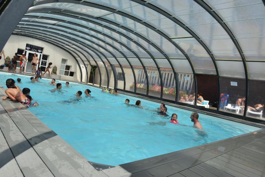 Kampaoh Mezos Hotel ภายนอก รูปภาพ
